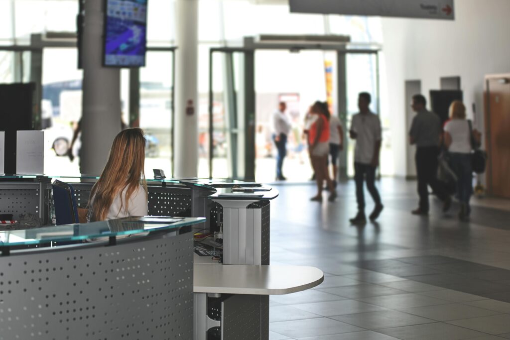 Modern front desk setup illustrating the role of virtual receptionists.- virtual receptionist appointment scheduling