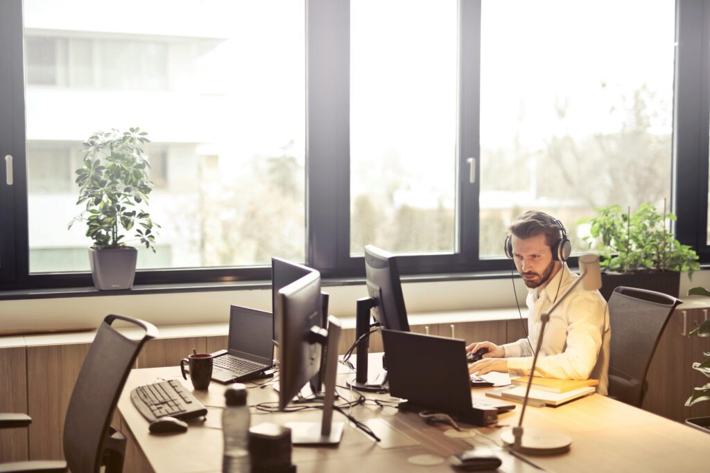 Modern front desk setup illustrating the role of virtual receptionists.