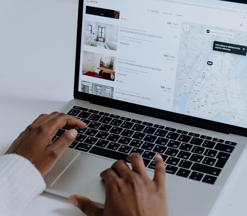 "Laptop displaying a virtual receptionist interface.- benefits of a virtual receptionist